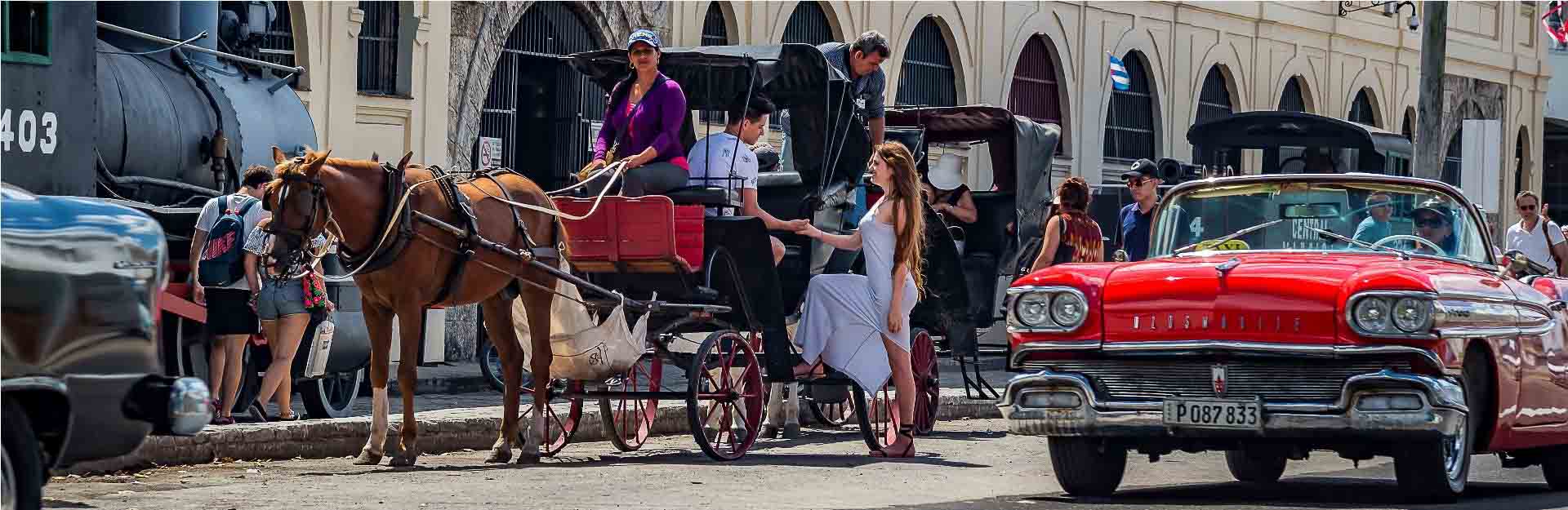 Transferts en ancienes voitures (Almendrones), Cuba Travel